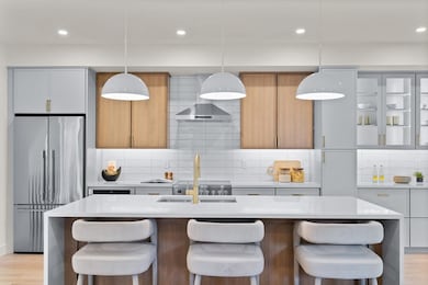 129 Appleton St unit 2, Arlington, MA 02476 - photo 3