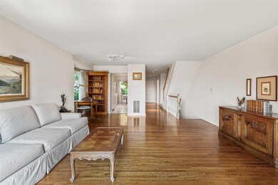 100 Panorama Dr unit 100, Edgewater, NJ 07020 - photo 3