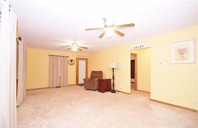 2434 Lyon St, Des Moines, IA 50317 - photo 5