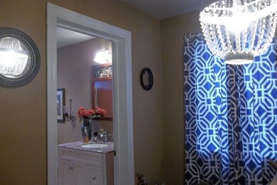 329 Martin St, Klamath Falls, OR 97601 - photo 7