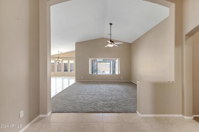 1026 E Julie Ave-6