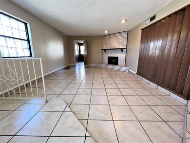 3544(A)BLUEGROVE-Living(1)