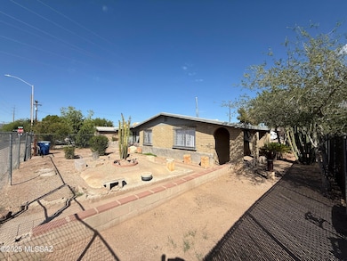 872 W Glenn St, Tucson, AZ 85705 - photo 3