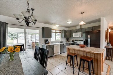 1333 N Ashland Ave, East Wenatchee, WA 98802 - photo 7