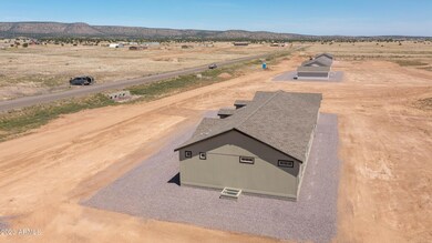 2381 W Hard Cider Trail, Paulden, AZ 86334 - photo 6