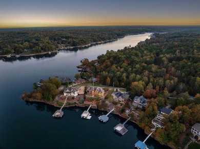 DJI_20251105160304_0370_D-Edit