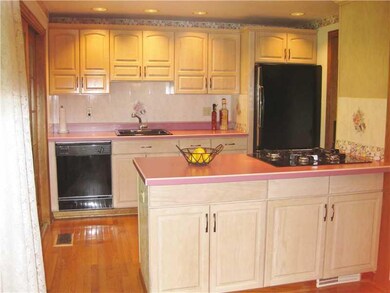 Kitchen. Fully equipped kitchen with gas top stove