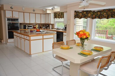 105 Meade Loop, Staten Island, NY 10309 - photo 6