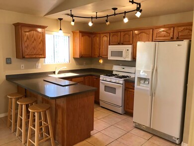 03b Kitchen