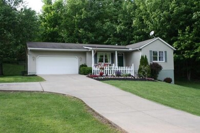 79 Royal Ct, Howard, OH 43028 - photo 2