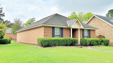 Welcome to 1868 Gillespie Drive