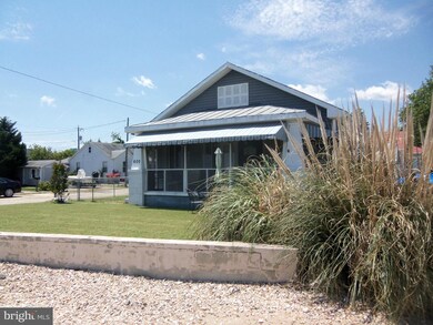 600 Potomac River Ave, Colonial Beach, VA 22443 - photo 4