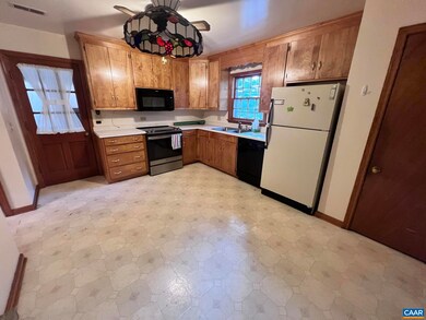 710 Chapel Hill Rd, Charlottesville, VA 22901 - photo 7