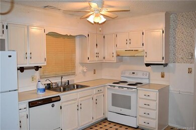 158 Danbury Ln unit 5, Statesville, NC 28625 - photo 3
