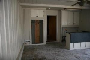 Int-Den & Utility room (9)
