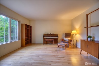 323 Evergreen Way, Point Roberts, WA 98281 - photo 4