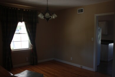 DINING  ROOM 1