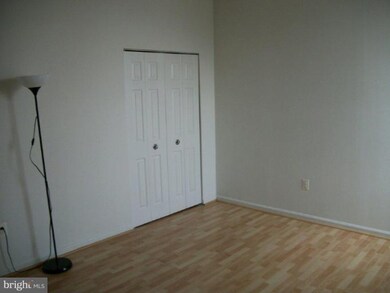 1011 Hunter St unit H3, Baltimore, MD 21202 - photo 3