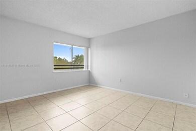 711 N Pine Island Rd unit 410, Plantation, FL 33324 - photo 7