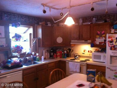 1509 Lochaber Ct, Glen Burnie, MD 21061 - photo 2