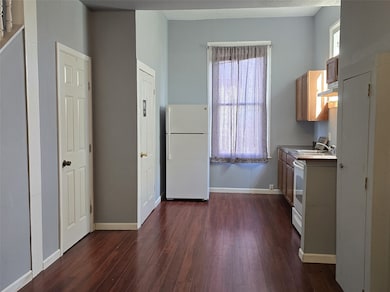 1614 Market St unit 4, Galveston, TX 77550 - photo 7