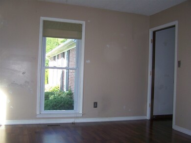 101 Converse Dr, Jacksonville, NC 28546 - photo 2