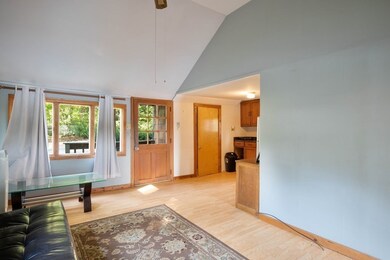 31 S Buffumville Shore Rd, Charlton, MA 01507 - photo 2