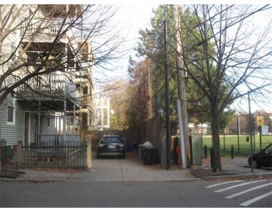 304 Western Ave unit 310, Cambridge, MA 02139 - photo 5