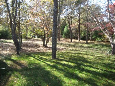 8 Tiffany Dr, Vineyard Haven, MA 02568 - photo 3