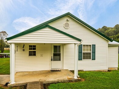 Level to rolling acreage