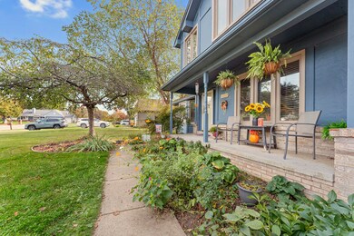 2225 Silvermaple Ct, Wixom, MI 48393 - photo 2