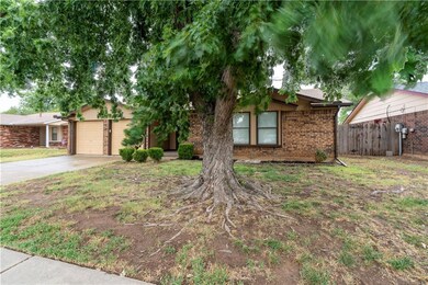 1429 NE 3rd St, Moore, OK 73160 - photo 4