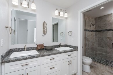 1055 W Irisado Cir, Mesa, AZ 85210 - photo 2