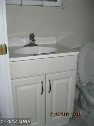 2631 Ashland Ave, Baltimore, MD 21205 - photo 7