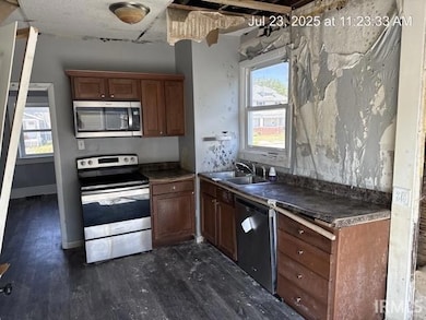 4025 S Calhoun St, Fort Wayne, IN 46807 - photo 2