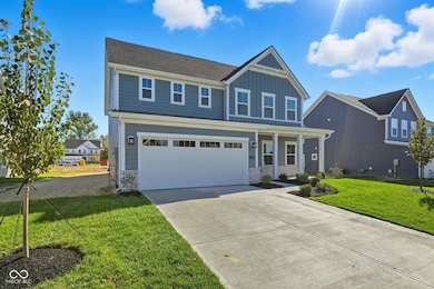 527 Roosevelt St, Fishers, IN 46040 - photo 2