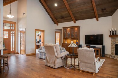 115 Columbia Crest Dr, Grants Pass, OR 97526 - photo 6