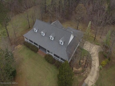 1446 Davidson Loop 8