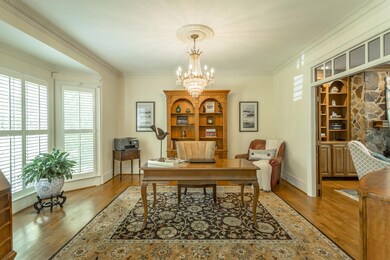2 Leith Cir. HD-11