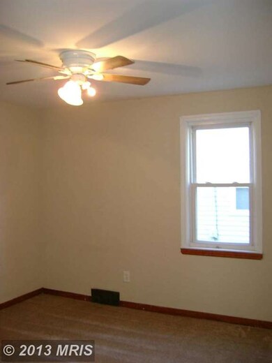 125 Sycamore Rd, Curtis Bay, MD 21226 - photo 2