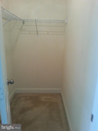 4907 Potomac Highlands Cir unit 140, Triangle, VA 22172 - photo 4