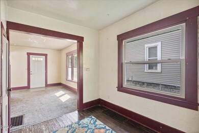 11-1407-New-York-Ave-Lansing-MI-48906-Wi