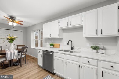 11503 Arrow Head Ct, Fredericksburg, VA 22407 - photo 4