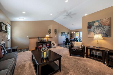 01147LeonardStNW-3