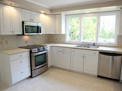 24 Cotuit Bay Dr, Cotuit, MA 02635 - photo 6