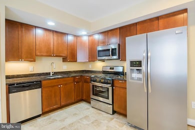 2114 E Fayette St unit B, Baltimore, MD 21231 - photo 6