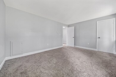 72 Pendleton Ln, Londonderry, NH 03053 - photo 6