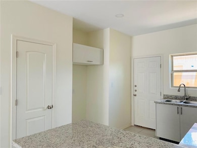 810 S Michigan St unit 2, Alton, TX 78573 - photo 3