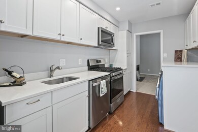 11827 Breton Ct unit 22D, Reston, VA 20191 - photo 7
