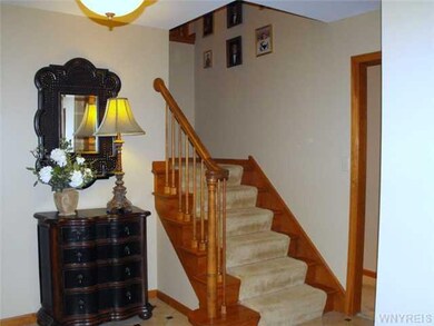 Foyer Generous Entry Foyer w Coat Closets, Powder 